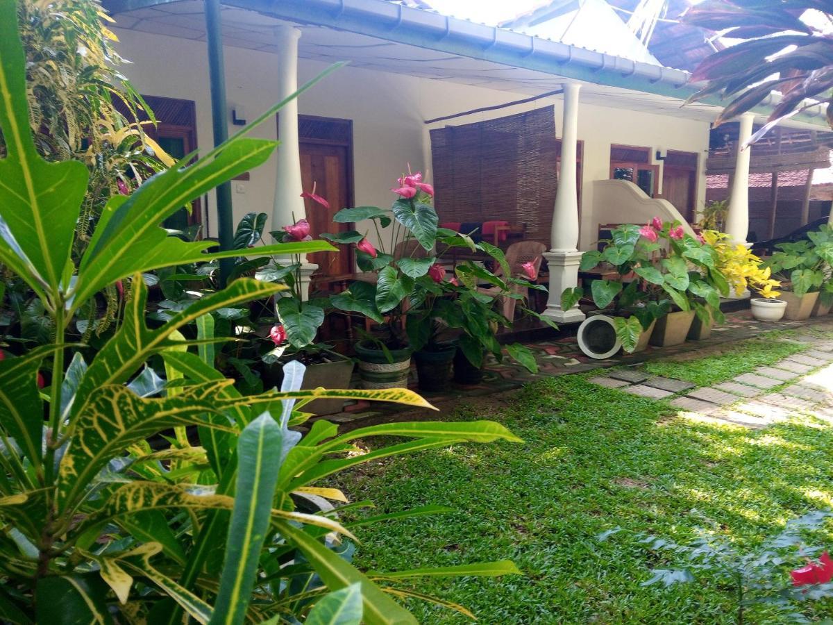 Sansala Guesthouse & Restaurant Tangalle Luaran gambar