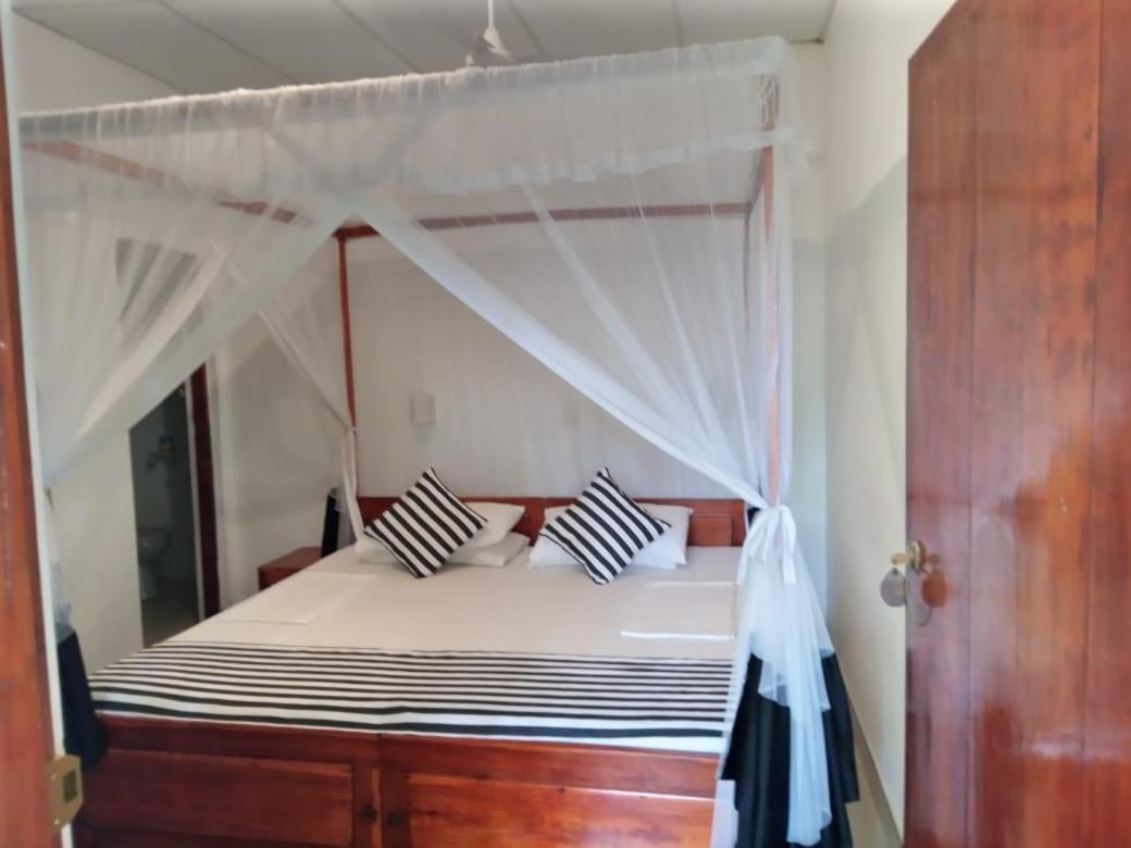 Sansala Guesthouse & Restaurant Tangalle Bilik gambar