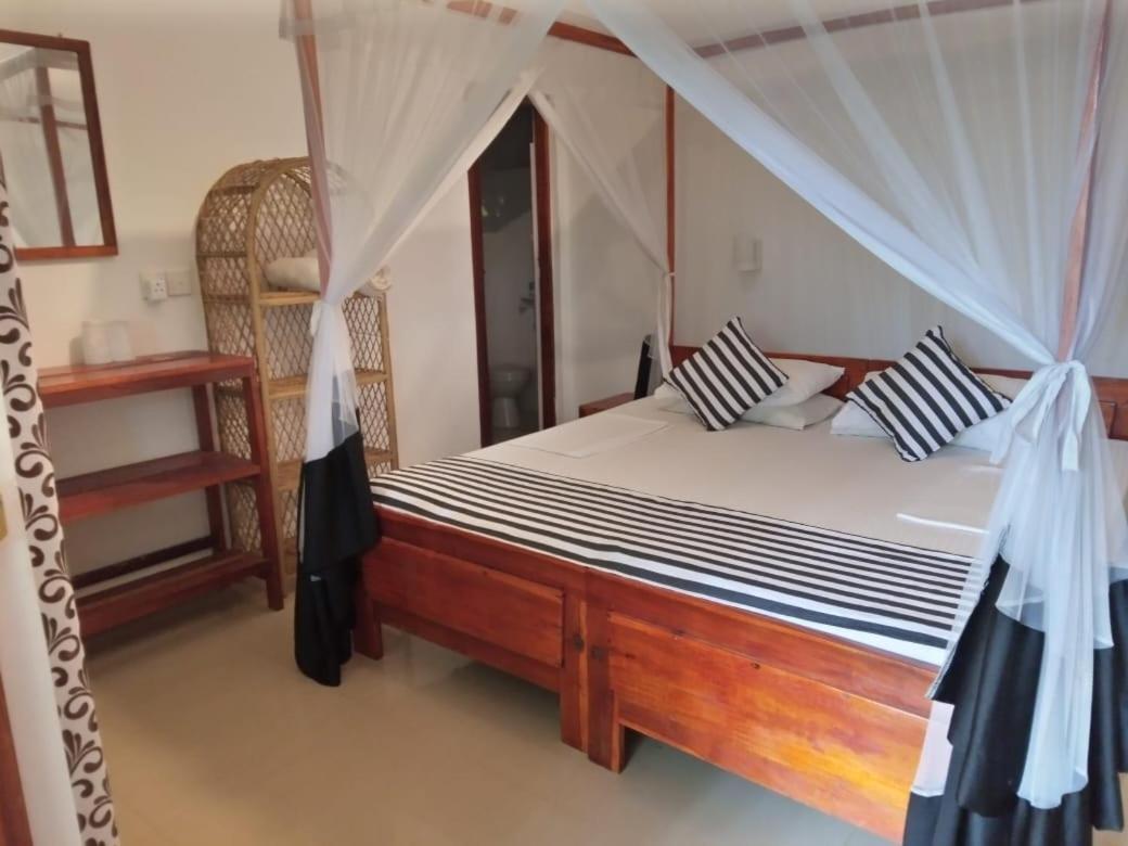 Sansala Guesthouse & Restaurant Tangalle Bilik gambar