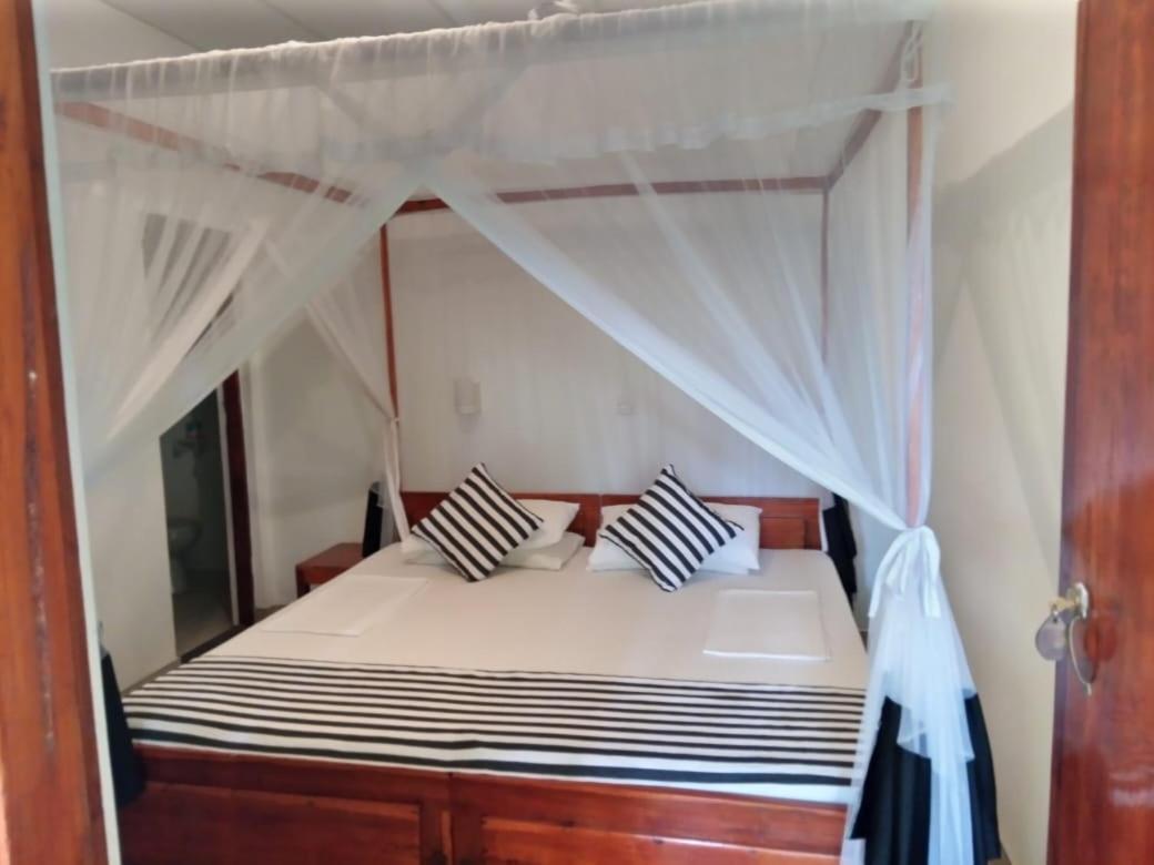 Sansala Guesthouse & Restaurant Tangalle Bilik gambar